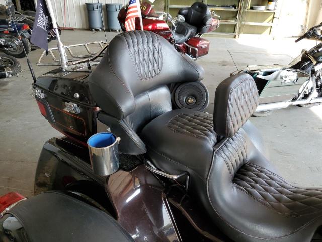 2011 HARLEY-DAVIDSON FLHTCUTG 1HD1MAM16BB852764