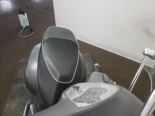 2012 VESPA GTS 300 SU ZAPM459L4C5702442