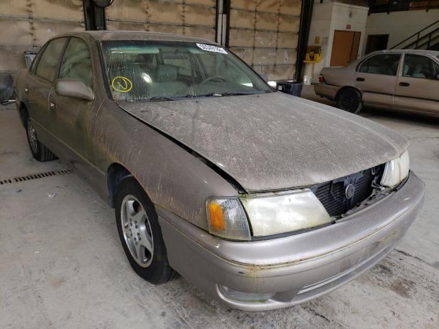 Salvage cars for sale from Copart Graham, WA: 1999 Toyota Avalon XL