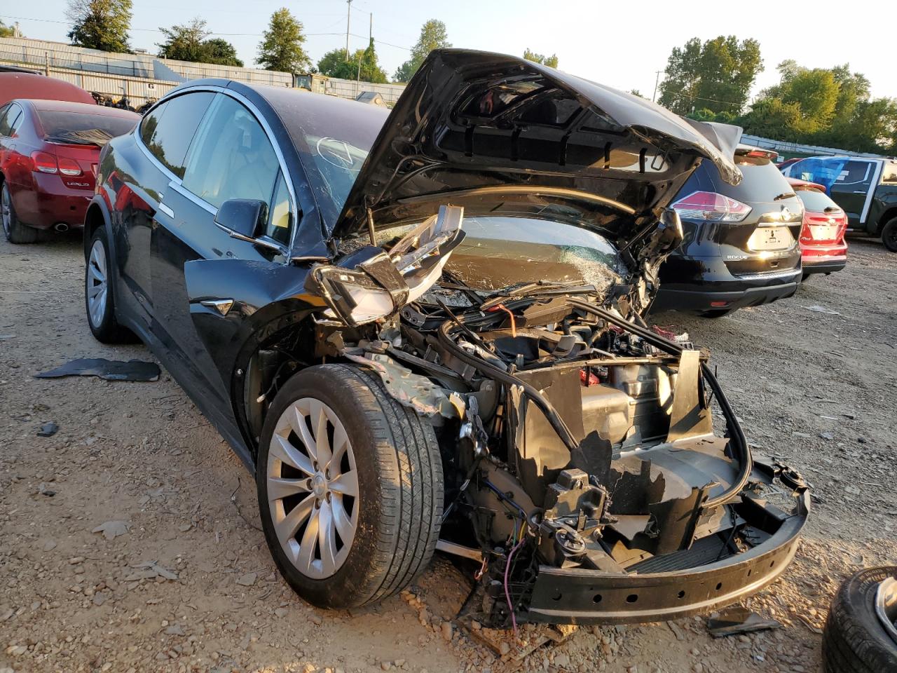 TESLA MODEL X