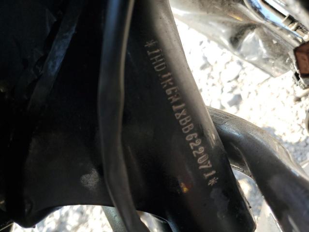 2011 HARLEY-DAVIDSON FLTRU 1HD1KGM18BB622071