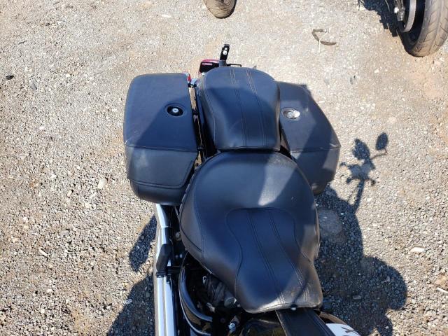 2018 HARLEY-DAVIDSON FLHC HERIT 1HD1YAJ1XJC047089