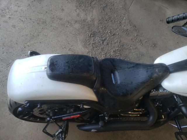 2017 HARLEY-DAVIDSON FXSB BREAK 1HD1BFV1XHB048252