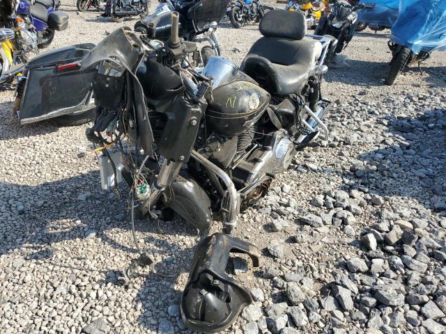 2011 HARLEY-DAVIDSON FLTRU 1HD1KGM18BB622071