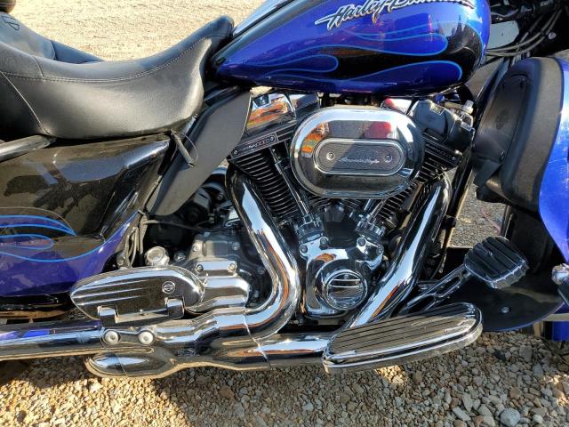 2011 HARLEY-DAVIDSON FLHTCUSE6 1HD1PR813BB960288