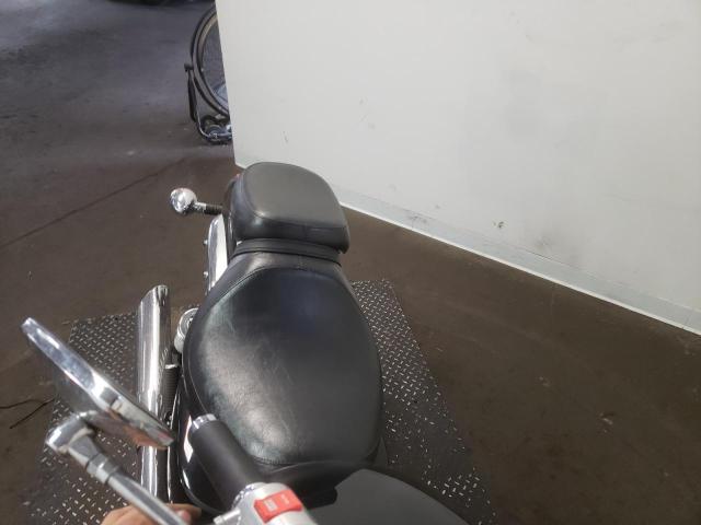 2000 HONDA VF750 C JH2RC4306YM600292