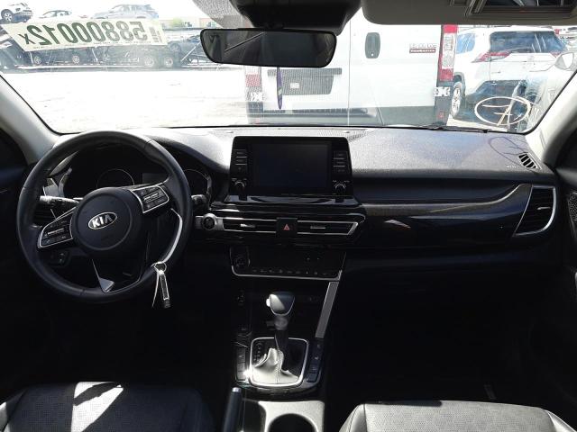 KNDERCAA8M7076549 KIA SELTOS EX