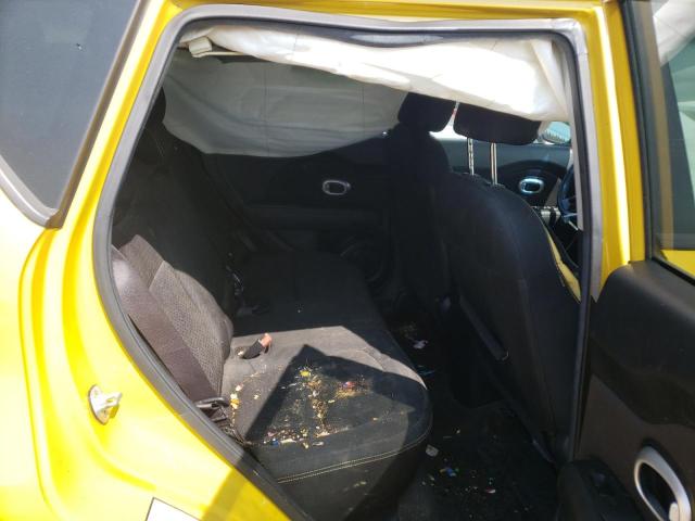 2015 KIA SOUL + - KNDJP3A52F7175796