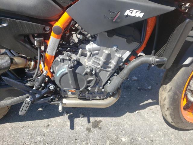 2022 KTM 890 DUKE R VBKTU9401NM830288
