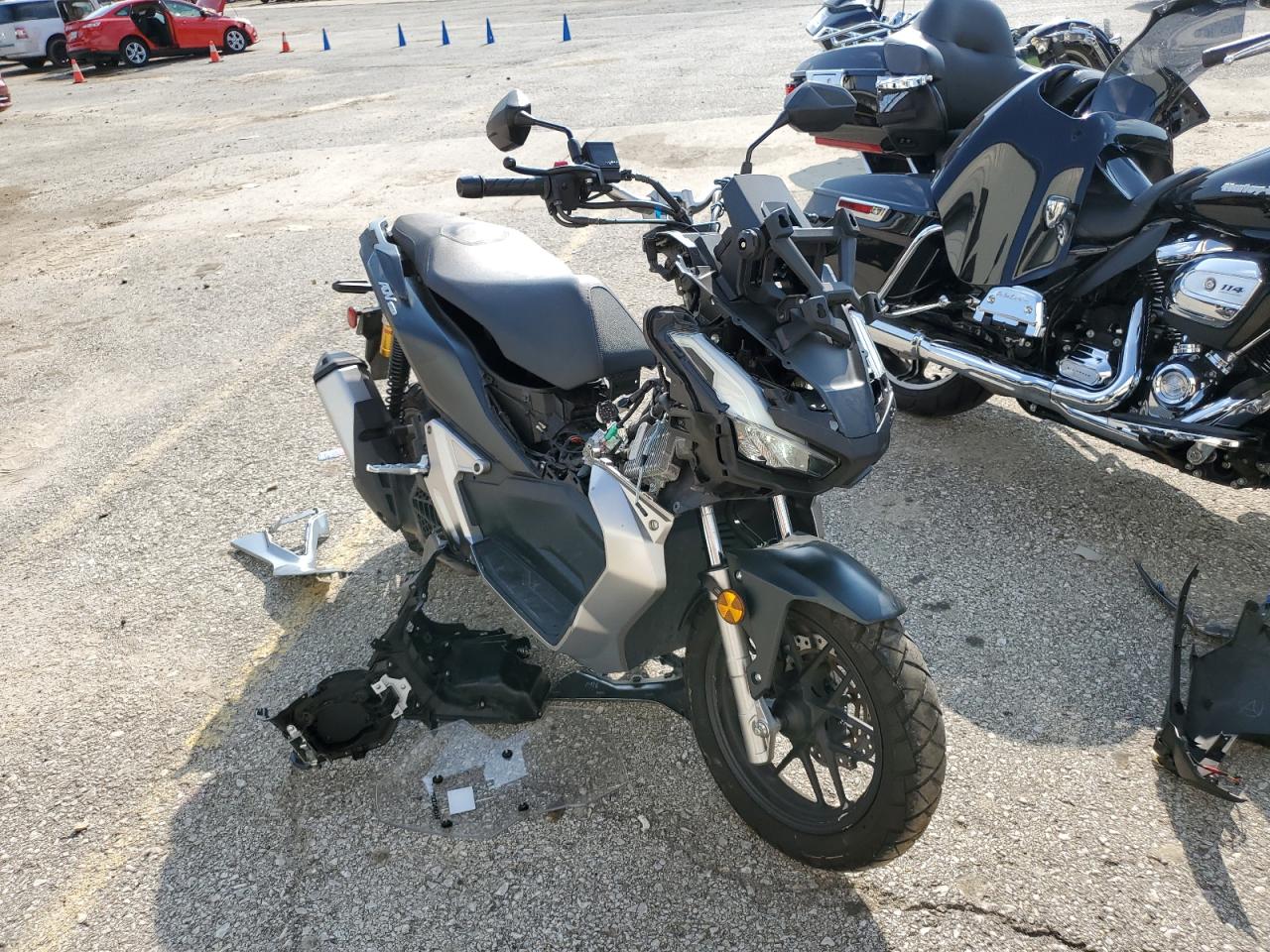 MLHKF3853M5000878 HONDA ADV150 A 2021