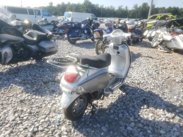 2009 VESPA LX 150 ZAPM448F895017648
