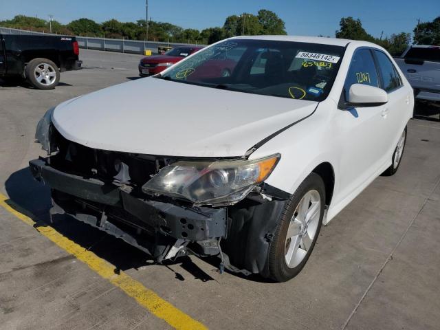 VIN 4T1BF1FK5EU854807 2014 TOYOTA CAMRY no.2