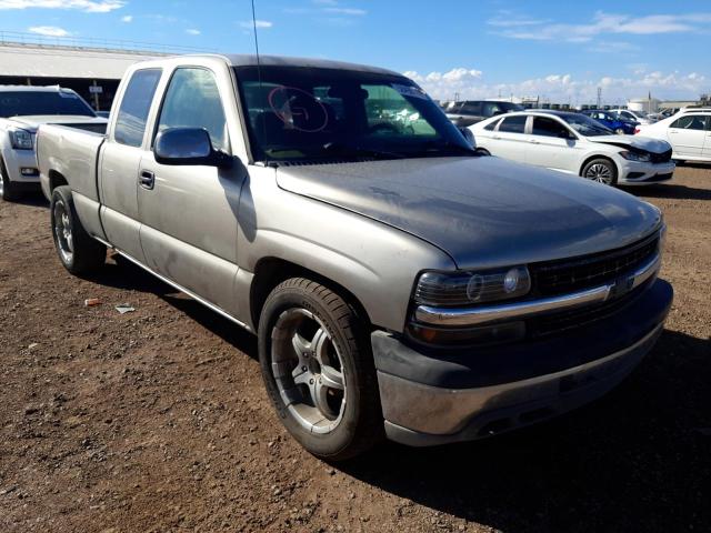 Salvage cars for sale from Copart Phoenix, AZ: 2001 Chevrolet Silverado