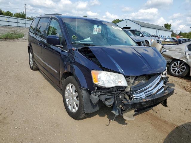 Salvage cars for sale from Copart Columbia Station, OH: 2015 Chrysler Town & Country