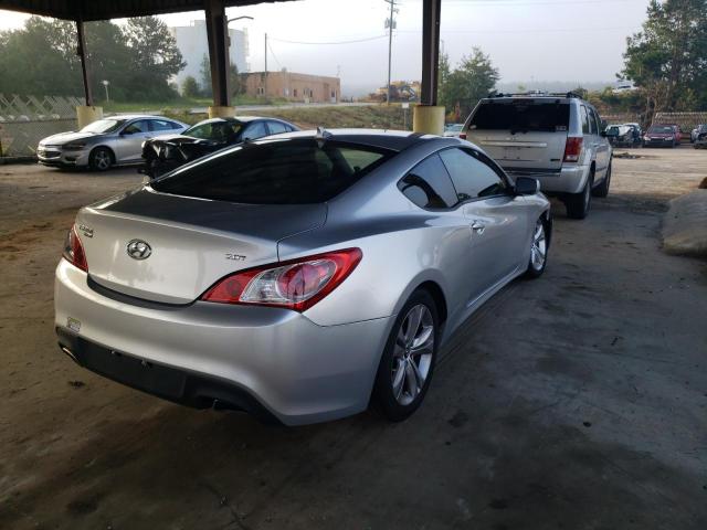 VIN: KMHHT6KD8AU041995 Auction: COPART Lot: 76985773 Location: SC - COLUMBIA KMHHT6KD8AU041995 HYUNDAI GENESIS 2010 SILVER Photo 4