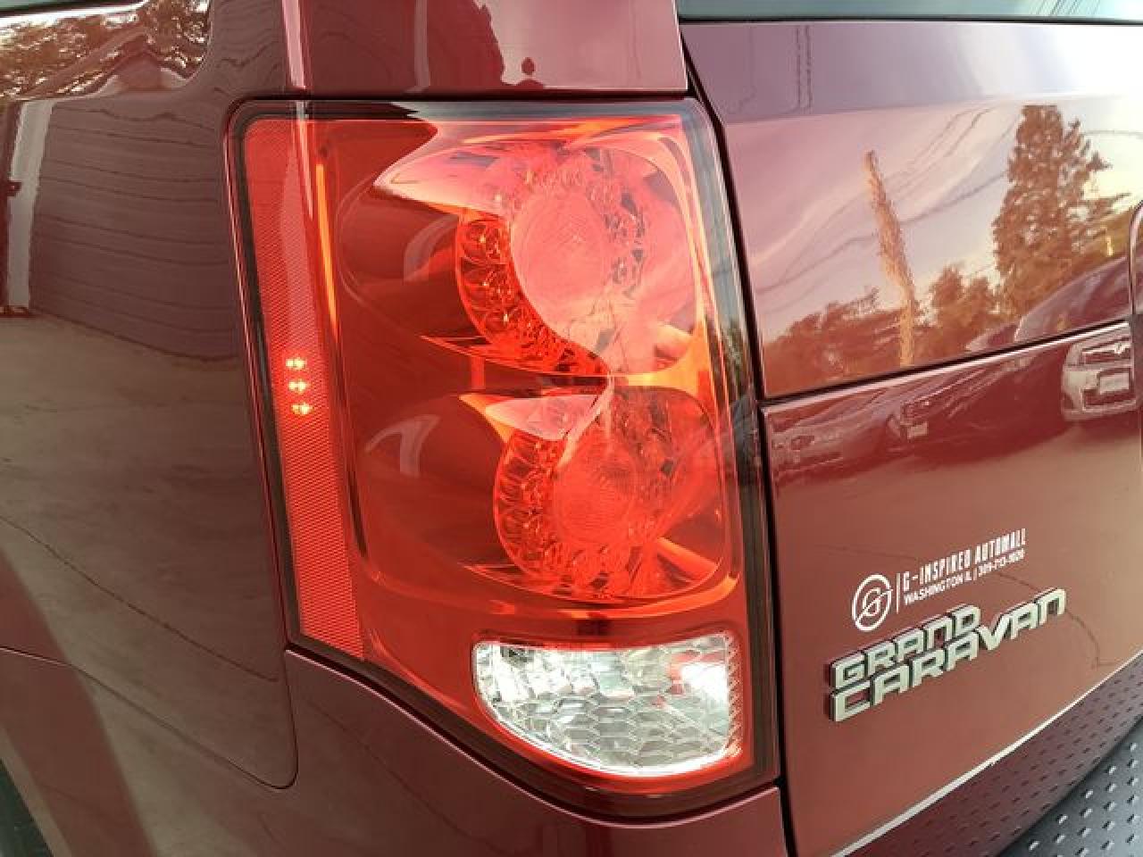 2C4RDGCG7FR584828 2015 Dodge Grand Caravan Sxt