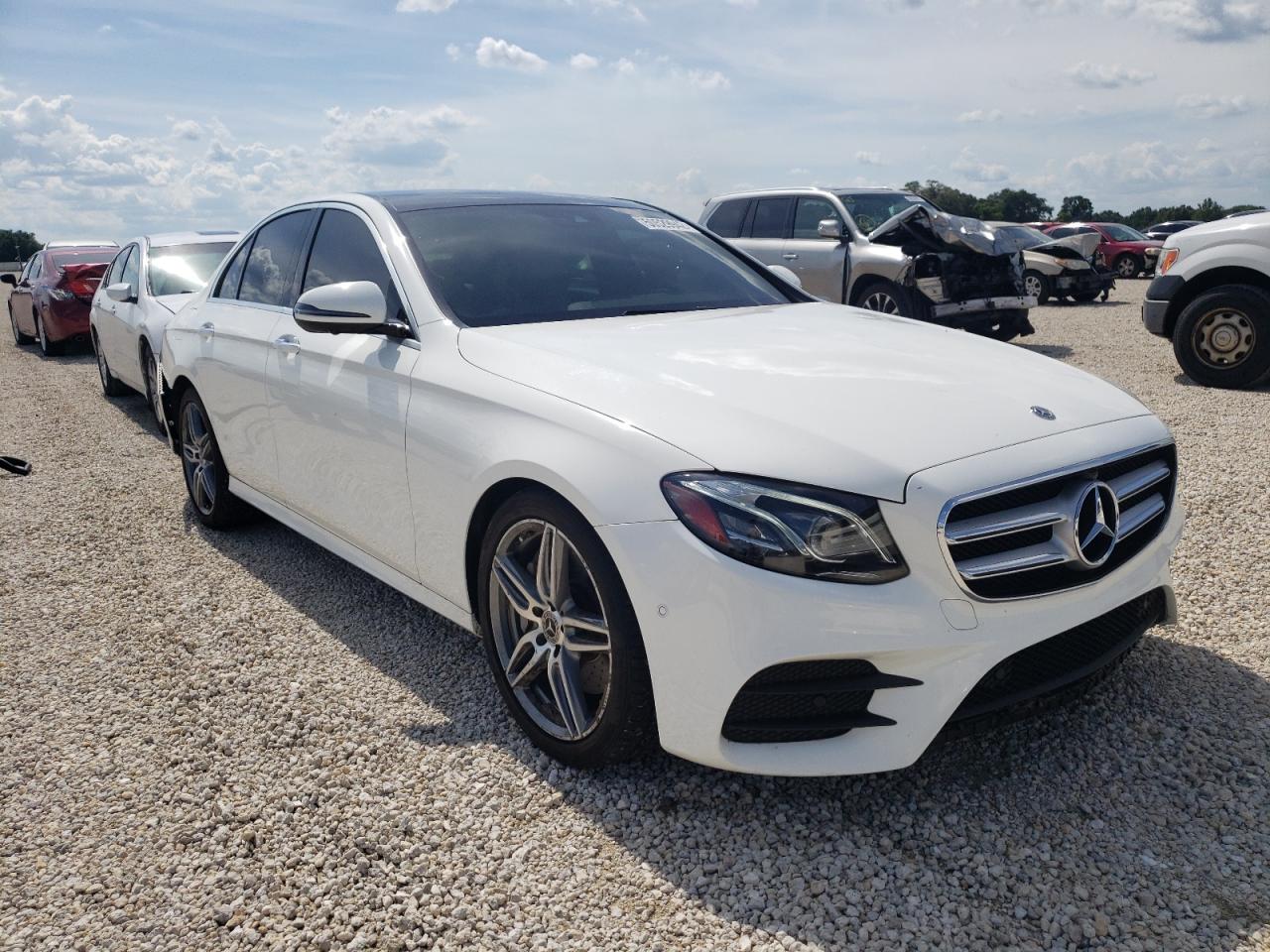 Мерседес 300 2019. Мерседес e200 2020. Mercedes Benz e200 2020. Мерседес с200 2020. Мерседес е200 2020г.