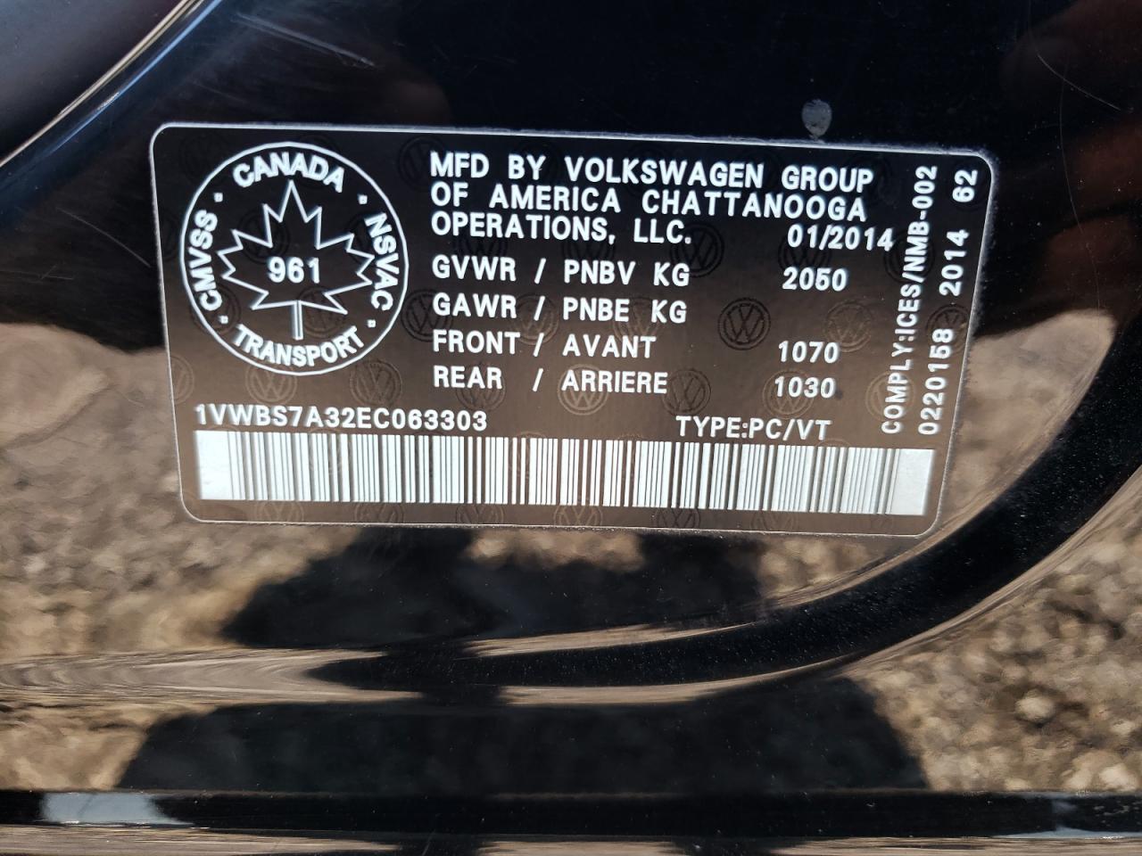 1VWBS7A32EC063303 2014 Volkswagen Passat Se