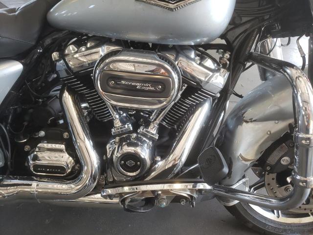 2019 HARLEY-DAVIDSON FLHR 1HD1FBC13KB610824