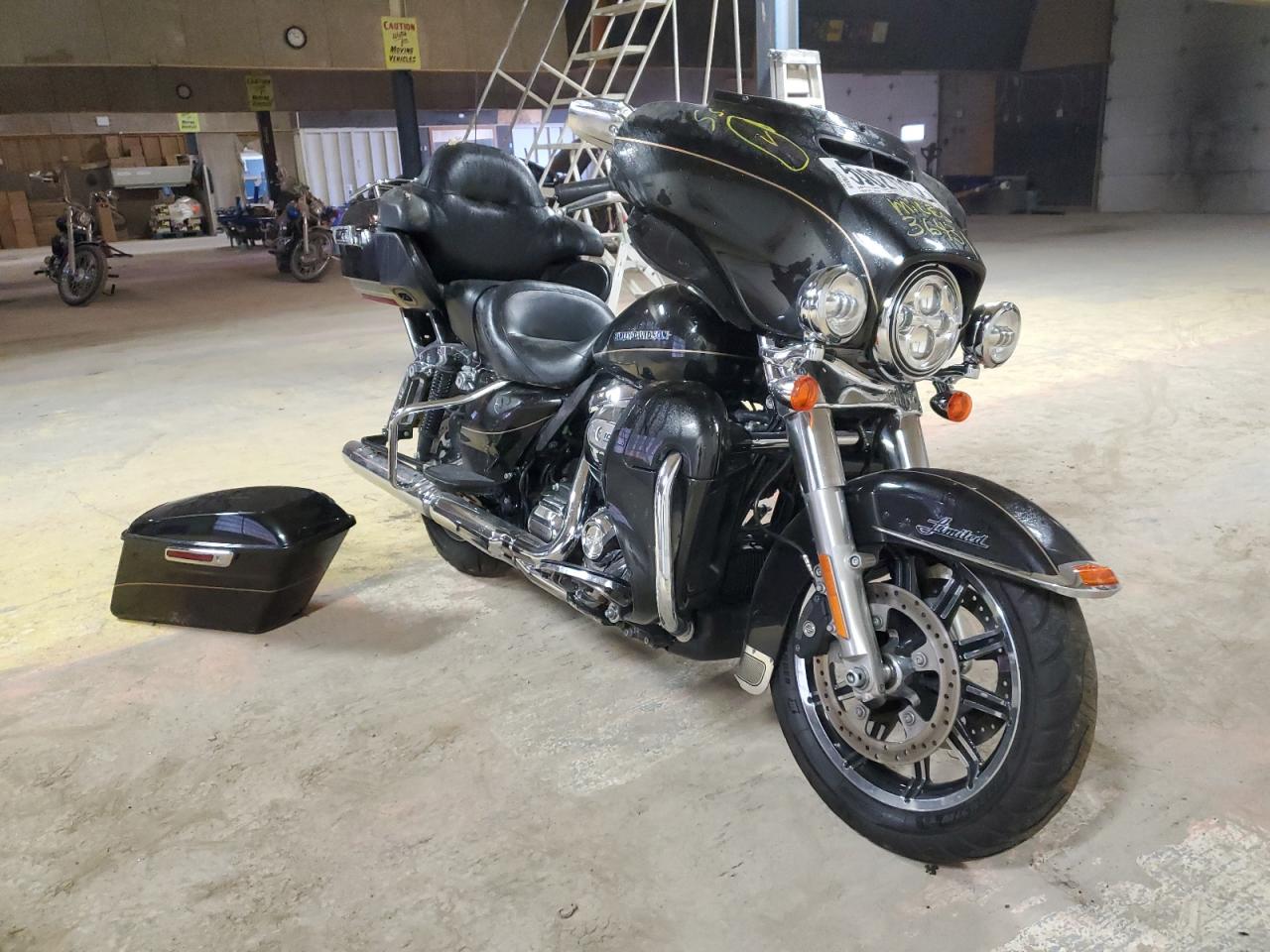 1HD1KED16HB694920 HARLEY-DAVIDSON FLHTK ULTR 2017