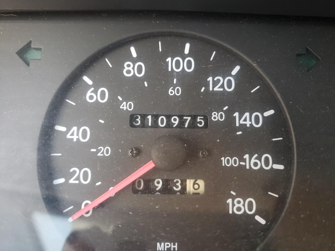 1996 Toyota Corolla Dx VIN: 2T1BA05E1TC114142 Lot: 61551475