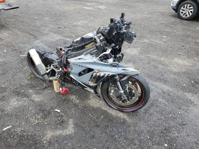 Salvage cars for sale from Copart Mcfarland, WI: 2018 Yamaha YZFR6 C