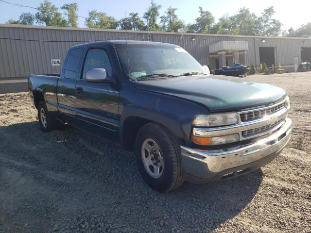 Salvage cars for sale from Copart West Mifflin, PA: 2001 Chevrolet Silverado
