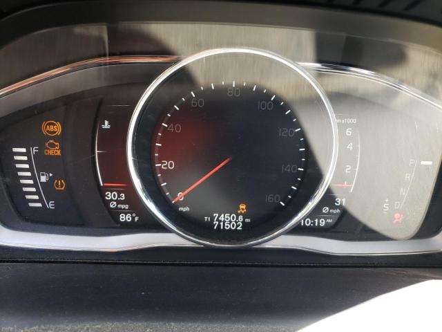 2017 VOLVO XC60 T5 DY YV440MRR2H2225205