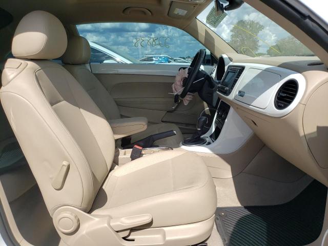 2017 VOLKSWAGEN BEETLE SE 3VWJ17AT1HM612040
