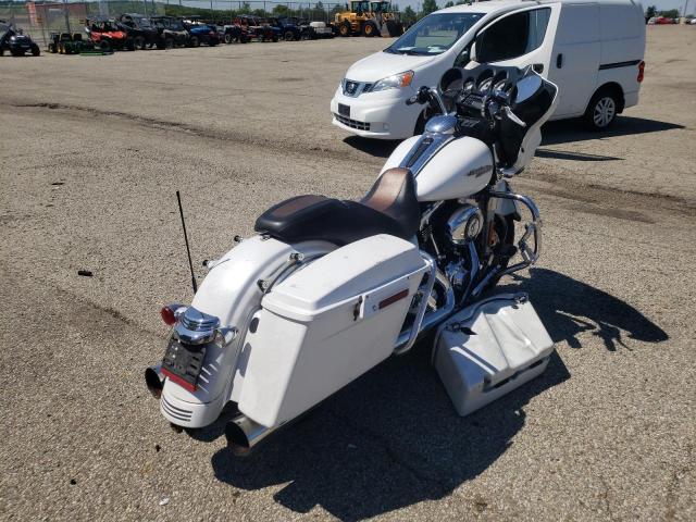 2011 HARLEY-DAVIDSON FLHX 1HD1KB415BB662823
