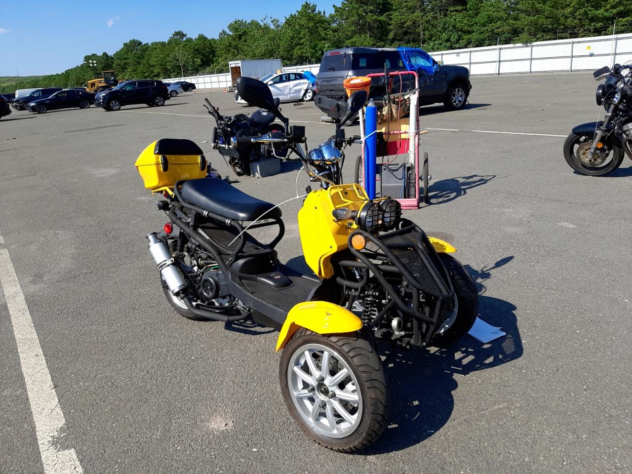 LXDTCATVXH1062335 DONG MOTORCYCLE 2017
