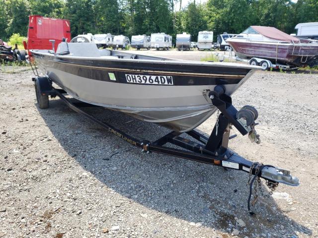 Salvage boats for sale at Ellwood City, PA auction: 2005 Crestliner Boat