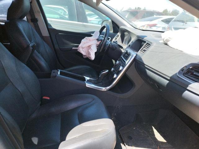 2015 VOLVO V60 PREMIE YV140MEK4F1266038
