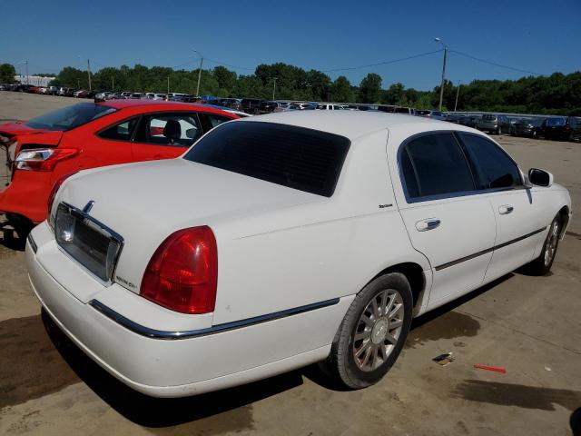 1LNHM81V16Y645729 Lincoln Town Car Signature