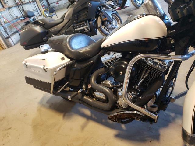 2004 HARLEY-DAVIDSON FLHPI 1HD1FHW124Y721427