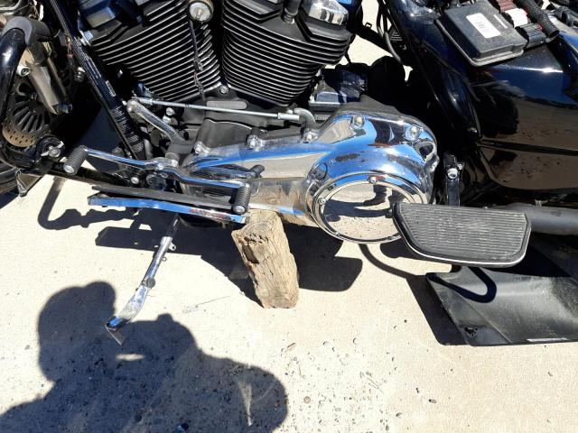 2017 HARLEY-DAVIDSON FLHXS STRE - 1HD1FBC18HB664600