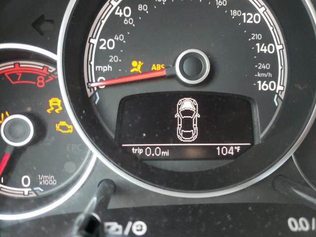 2018 VOLKSWAGEN BEETLE SE 3VWJD7AT1JM713298