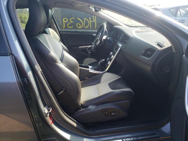 2016 VOLVO S60 CROSS YV4612UM2G2000111