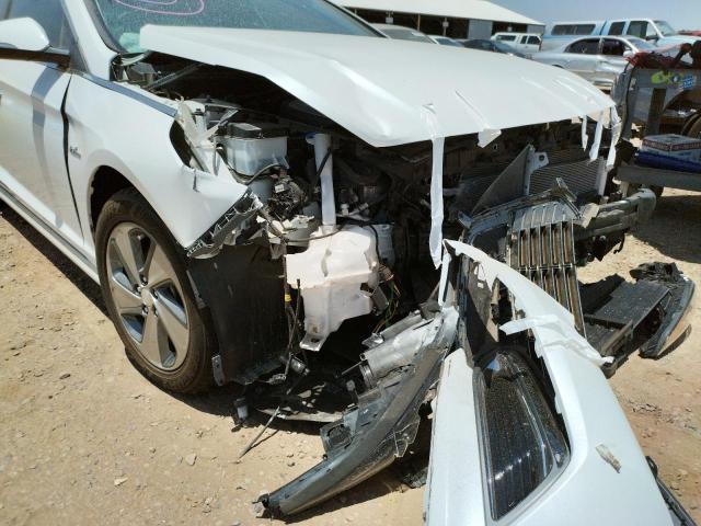 2017 HYUNDAI SONATA PLU KMHE14L21HA066145
