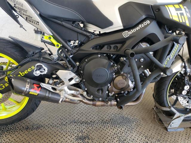 2017 YAMAHA FZ09 JYARN53E2HA000953