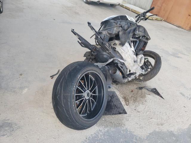 2015 DUCATI DIAVEL ZDM13BSWXFB023876