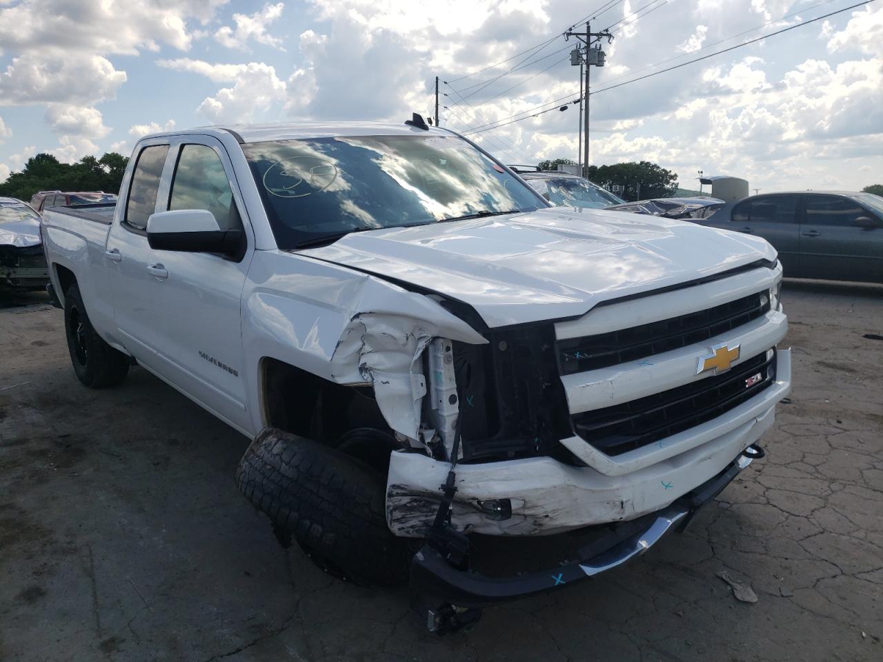 1GCVKREC5JZ108005 2018 Chevrolet Silverado K1500 Lt