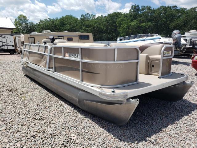 Salvage boats for sale at Avon, MN auction: 2015 Weeres Pontoon