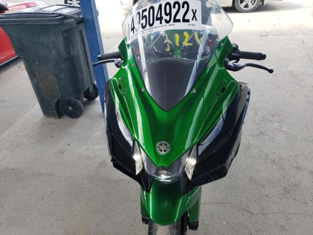 2018 KAWASAKI ZX1002 B JKBZXVB17JA000424