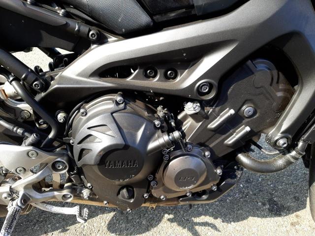 2016 YAMAHA FZ09 C JYARN33Y9GA002860