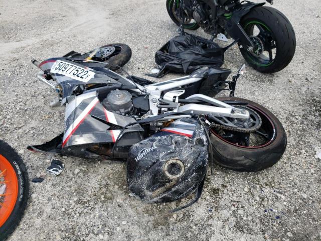 2020 TRIUMPH MOTORCYCLE DAYTONA MO SMTA204KXLJAA1133