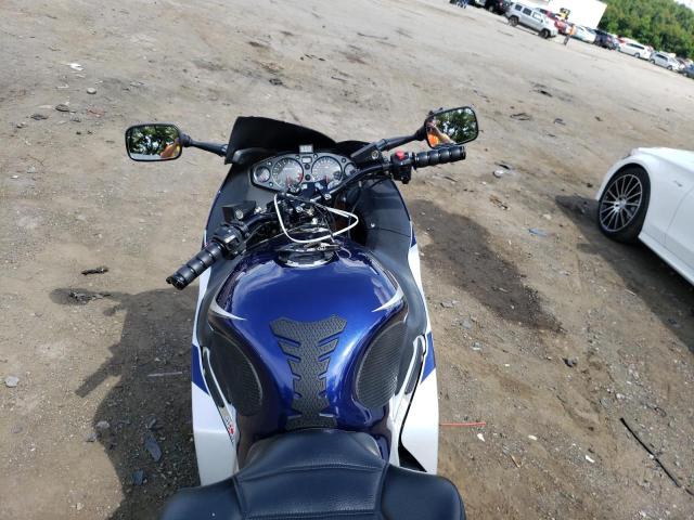 2005 SUZUKI GSX1300 RK JS1GW71A152104726