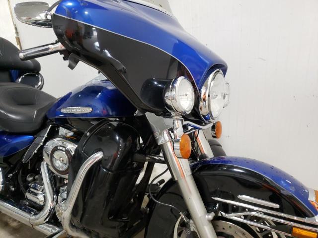 2010 HARLEY-DAVIDSON FLHTK 1HD1KEM14AB656897