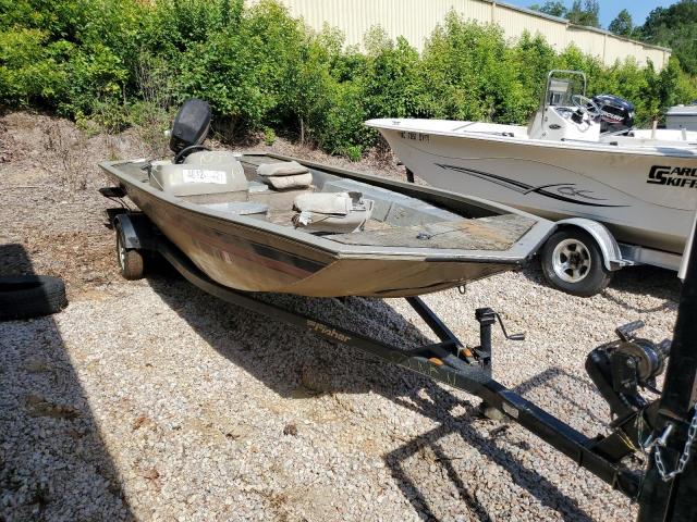 Fishmaster salvage cars for sale: 2001 Fishmaster 1710