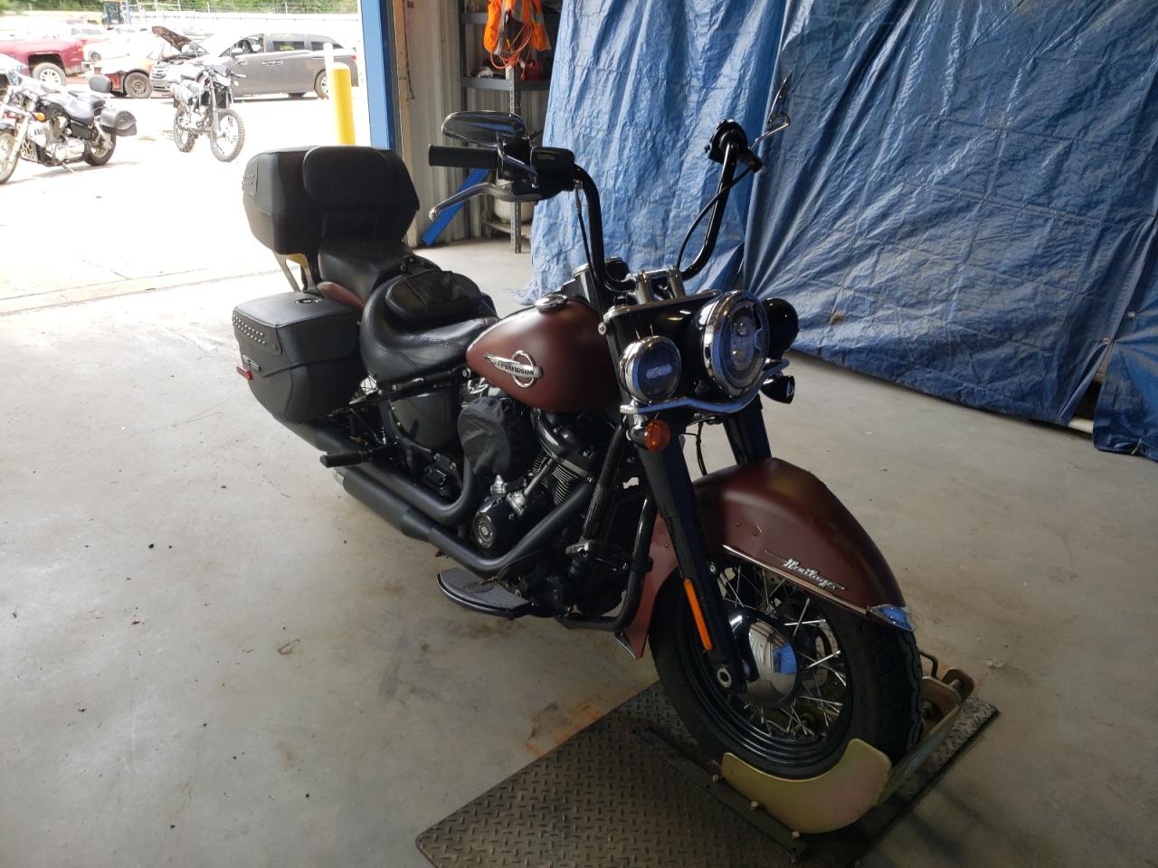 1HD1YBK13JC021857 HARLEY-DAVIDSON FLHCS HERI 2018